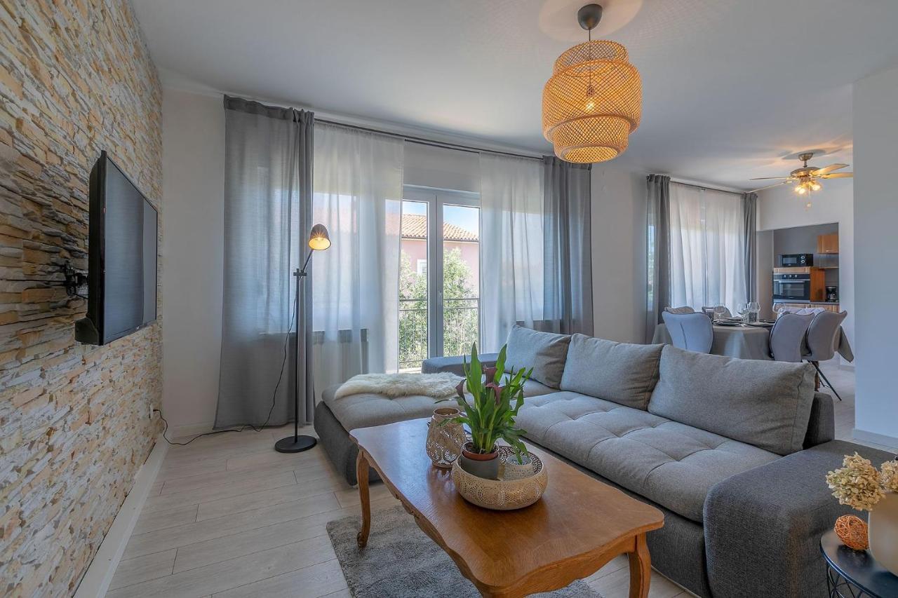 Premium 100M2 Sea View Apartment Liznjan Ngoại thất bức ảnh