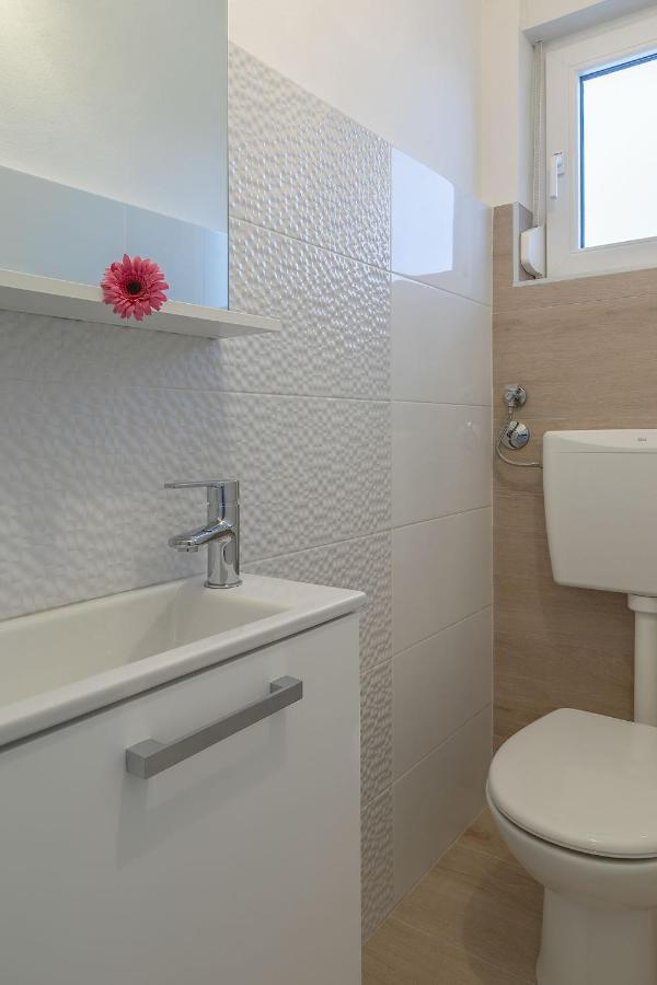 Premium 100M2 Sea View Apartment Liznjan Ngoại thất bức ảnh