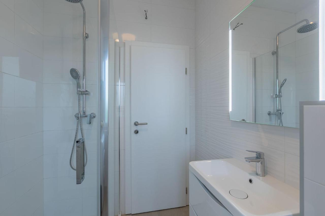 Premium 100M2 Sea View Apartment Liznjan Ngoại thất bức ảnh
